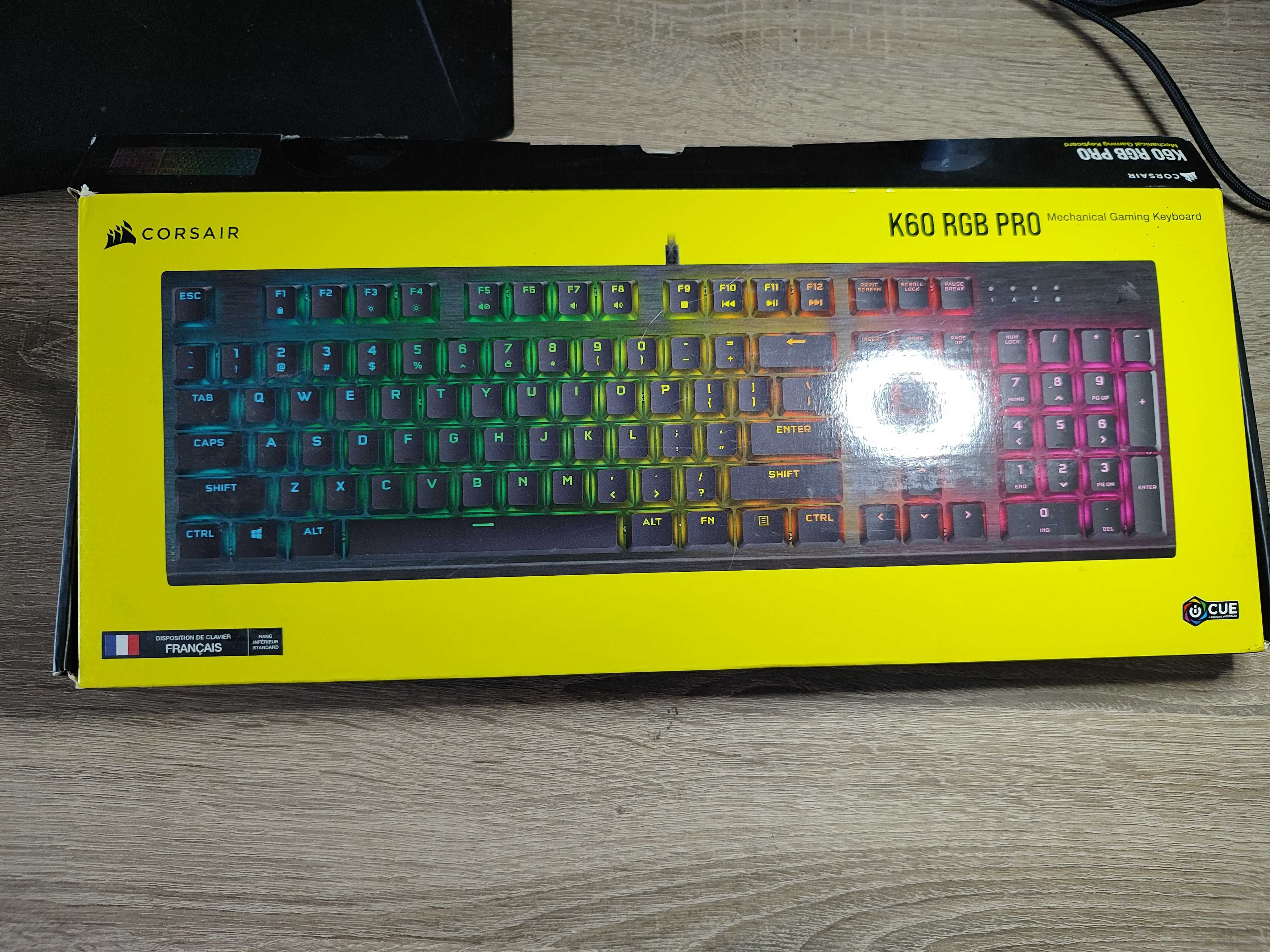 ПРОМО ! CORSAIR K60 PRO RGB Геймърска клавиатура !