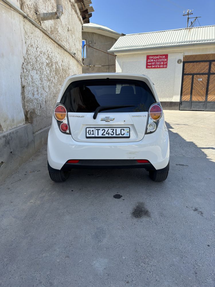 Sipark bezinda 2pazitsa