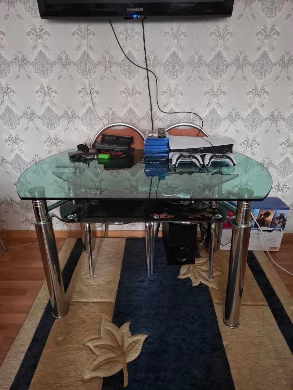 Стол стеклянный трансформер