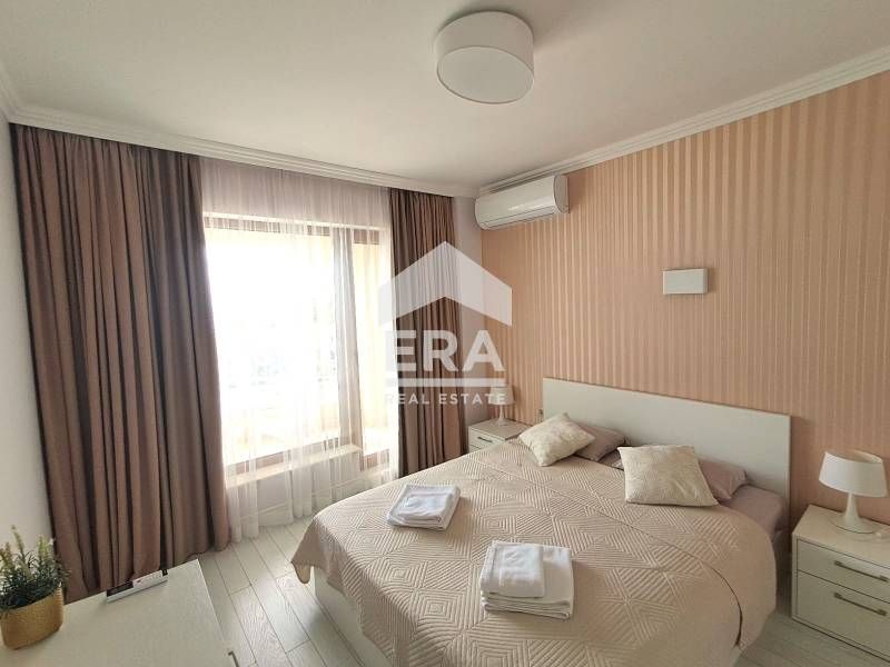 Продава се Двустаен апартамент в Варна, Чайка - 82 кв.м за 2440 €/кв.м - Снимка #7