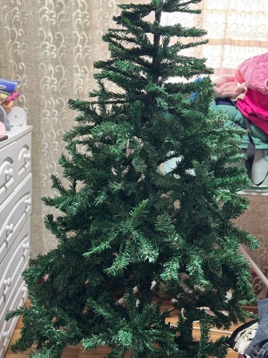 Продам ёлку новая