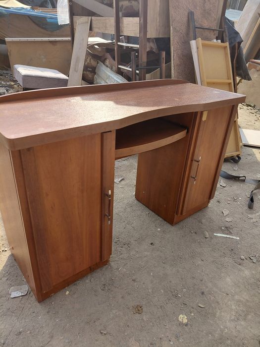 Продам тримо или можете использовать как писменнфй стол