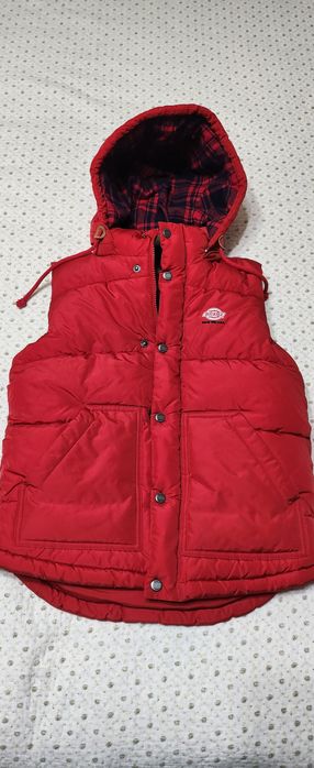 Безрукавка, жилет