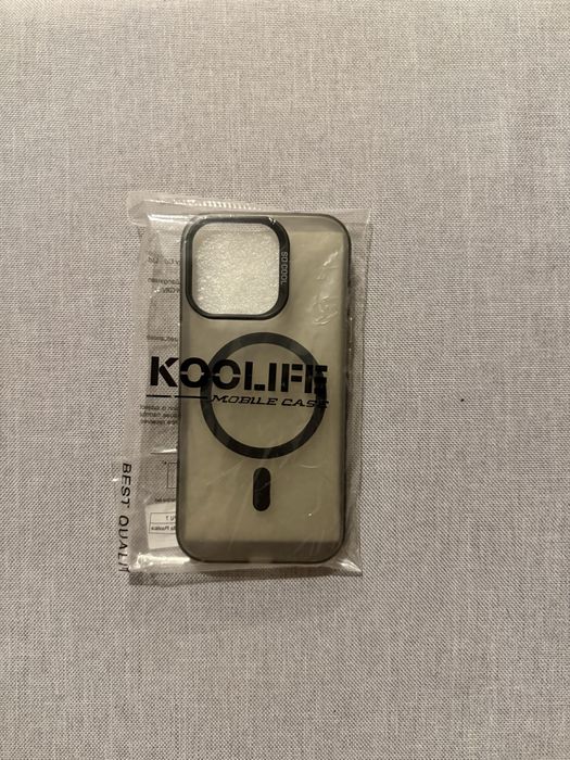 Продавам калъфи за iphone 11, 12, 13, 14, 15, 16, 17