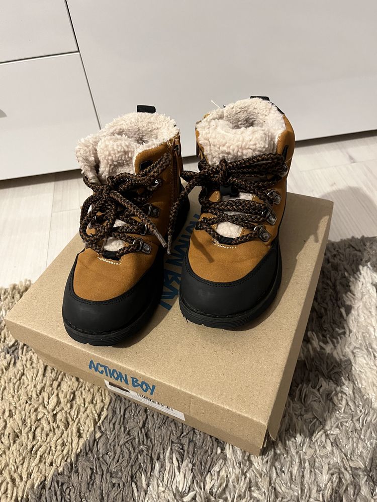 Зимни обувки за момче