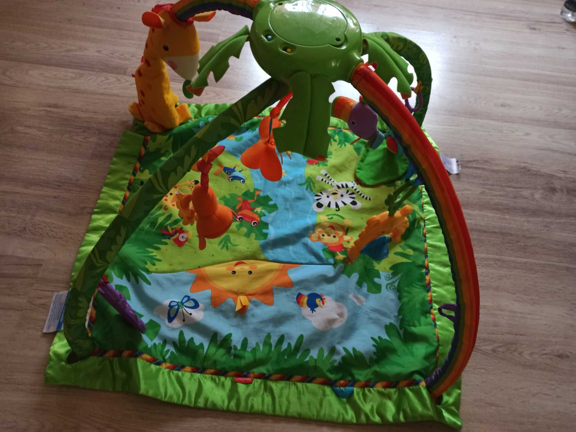 Saltea/ centru activitati Fisher price  rainforest,cu sunete si lumini