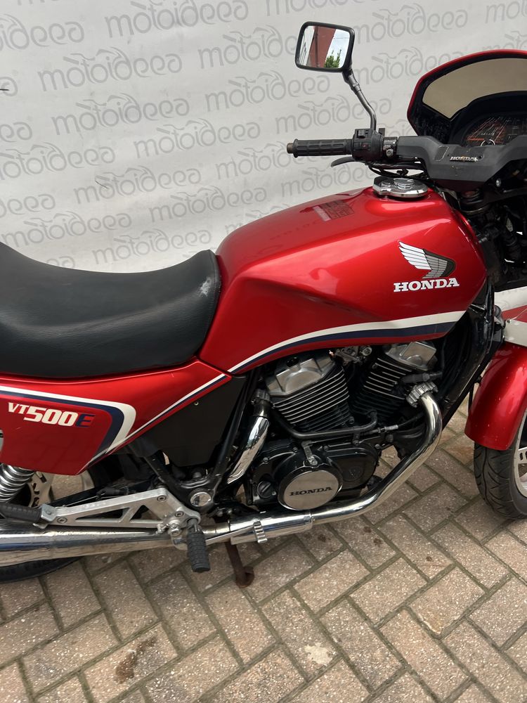 Motoideea vinde  HONDA  VT500E   1985