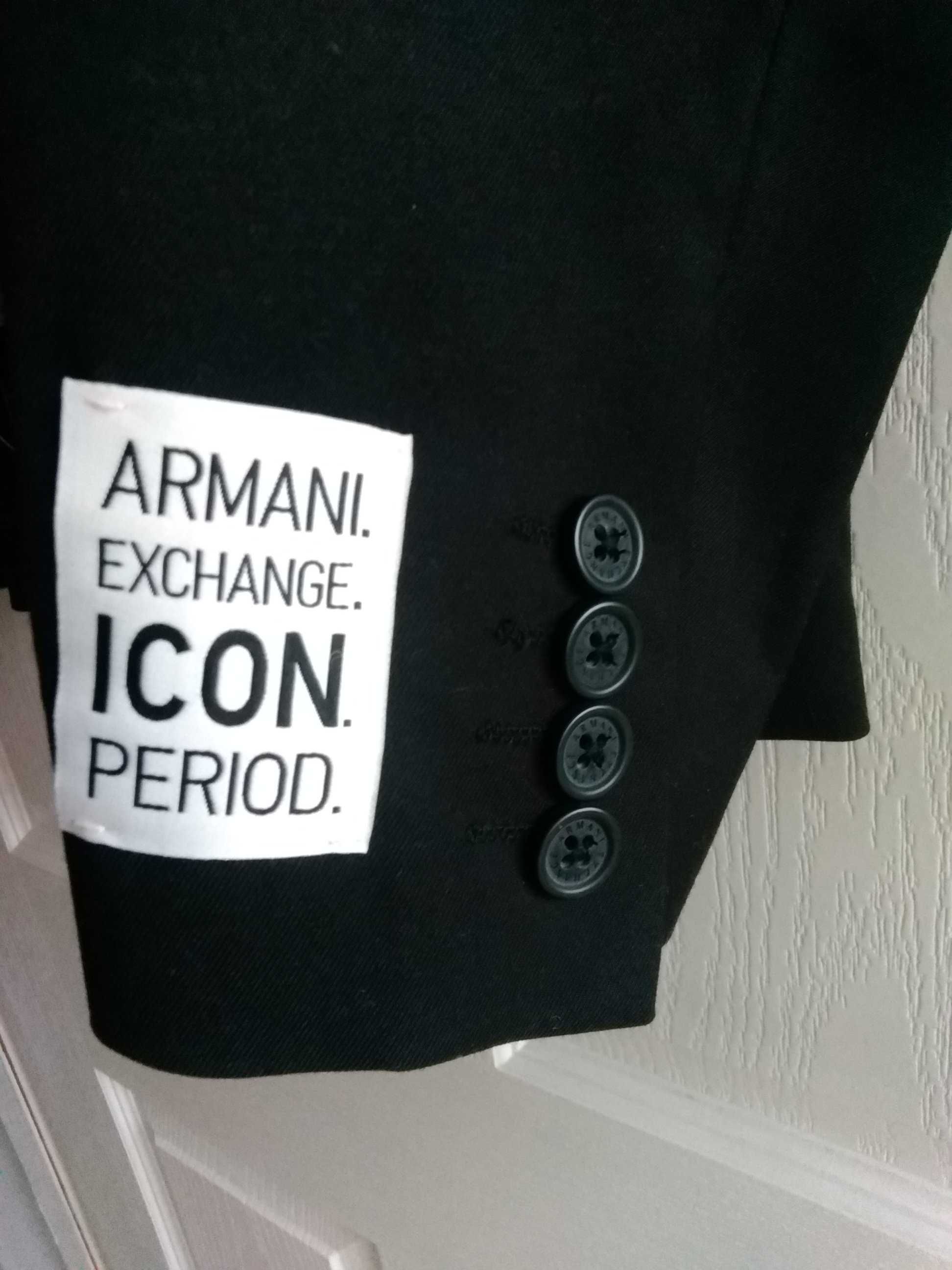 Оригинално мъжко сако Armani Exchange A/XMen's Icon Blazer 42-L ново!