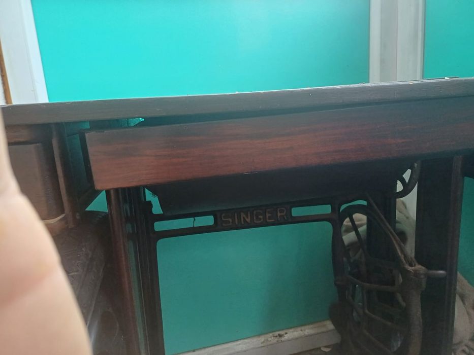 Masina de cusut SINGER