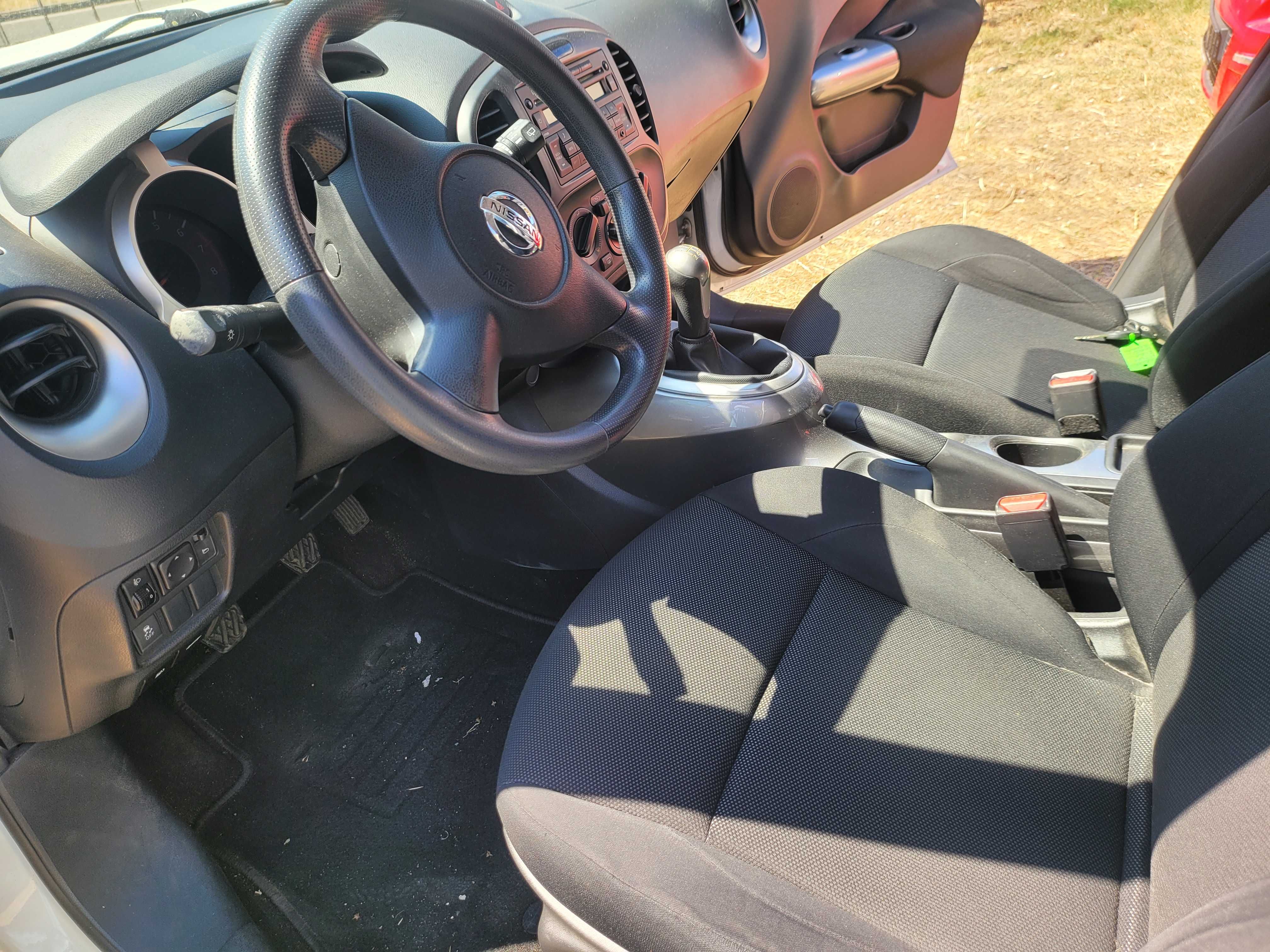 Nissan Juke 1.6 бензин. 2011 г.