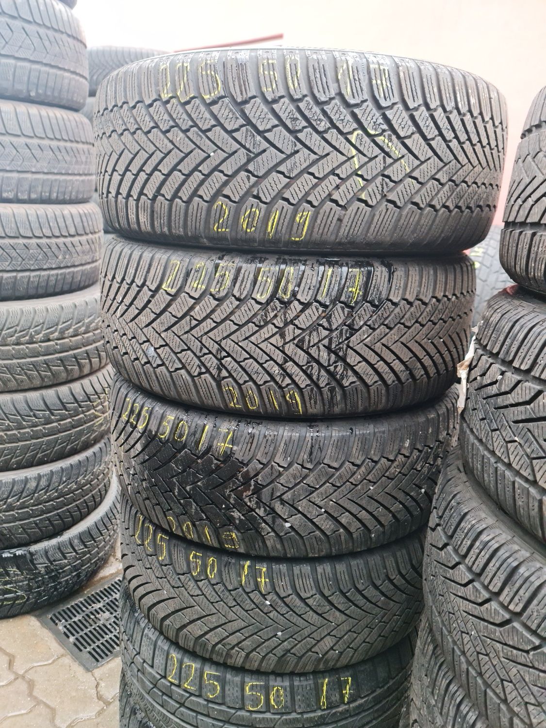 225/45/50/55/60/65/17”215/45/55/60/65/17”205/45/50/55/17”235/55/60/17