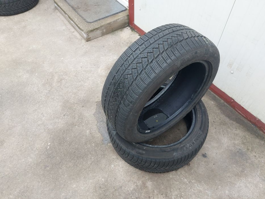 150 lei bucata! Doua anvelope M+S/IARNA 215 50 17 Continental