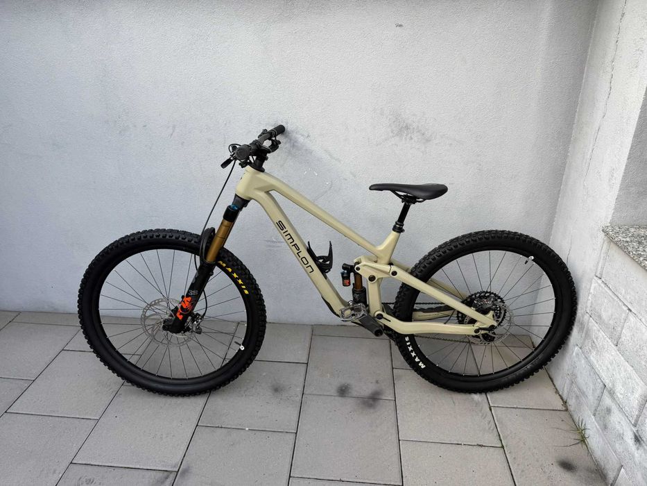 Bicicletă Simplon carbon