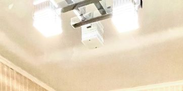 Продам люстру в отличном состоянии