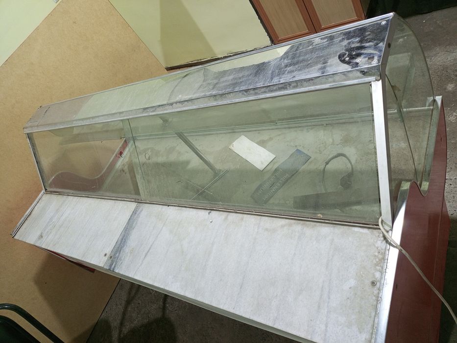 Vitrina holati narmalni