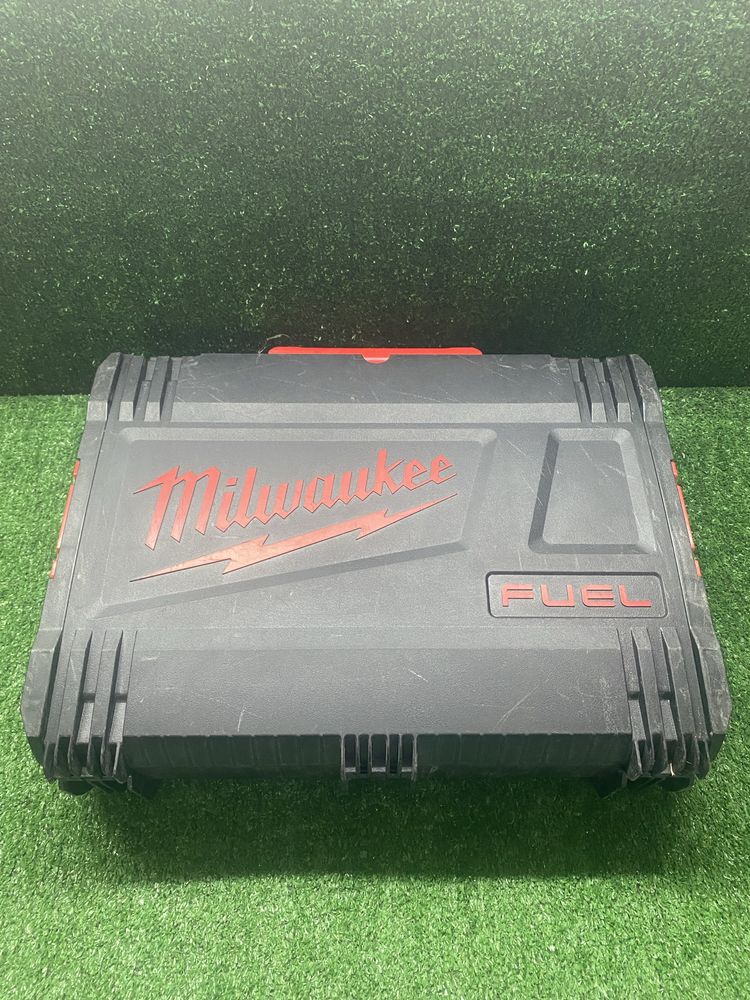 Безчетков саблен трион Milwaukee M18 FHZ