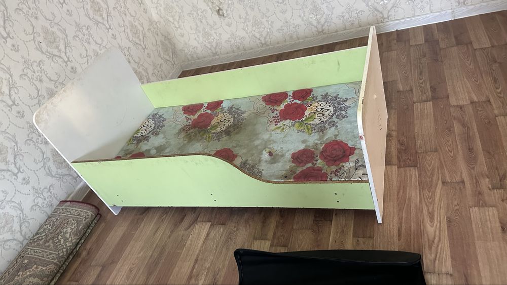 Детски диван сатылады