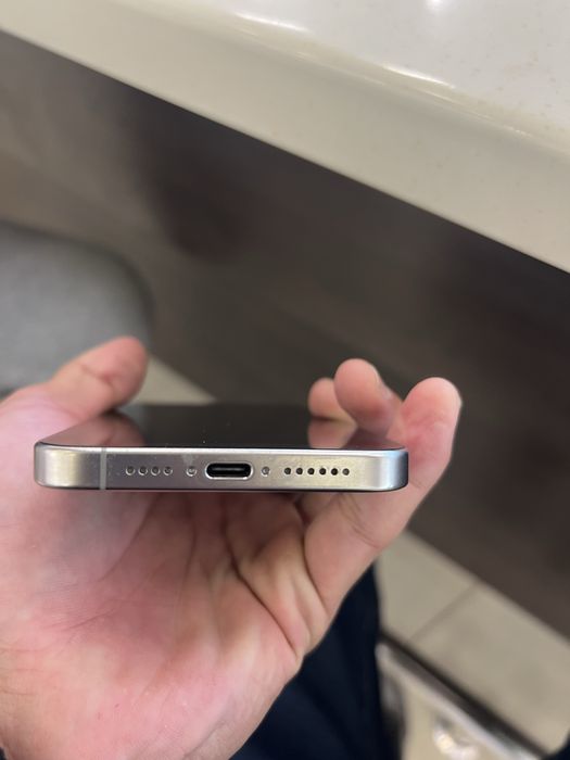 Iphone 15pro max 256gb