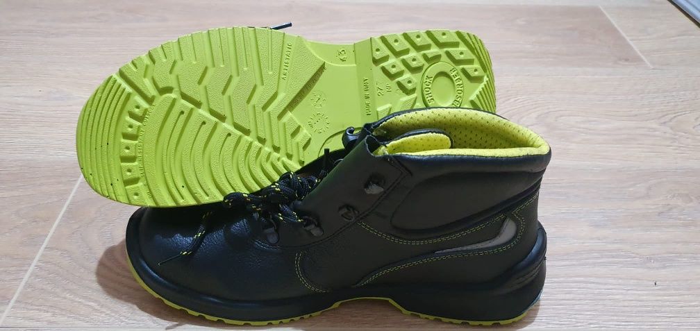 Safety shoes,ghete protectie