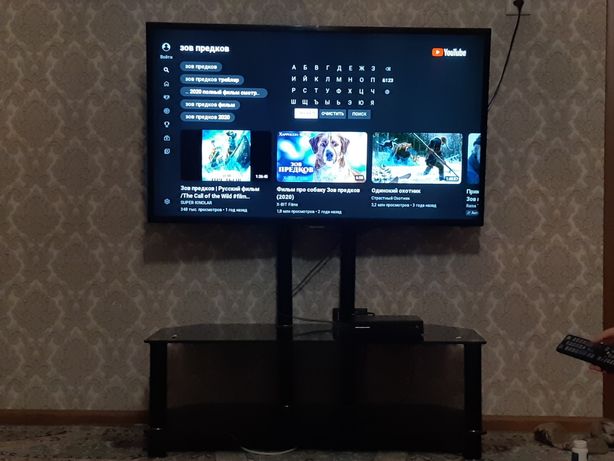 Телевизор с подставкой, Samsung, Smart TV