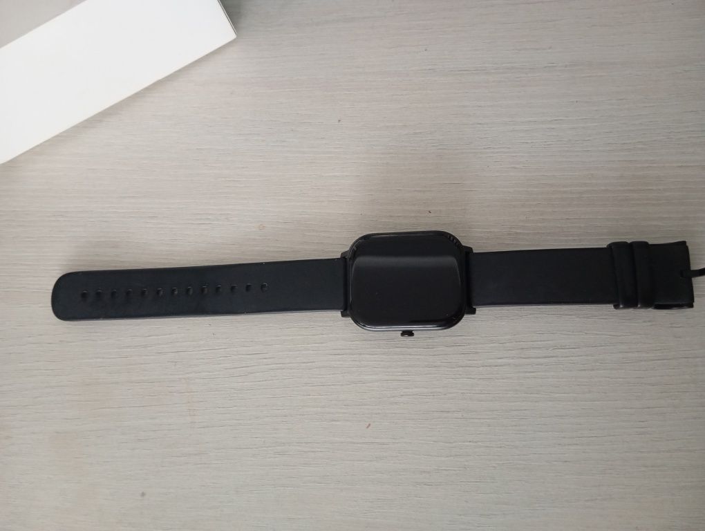 Часы AMAZFIT GTS продаются часики