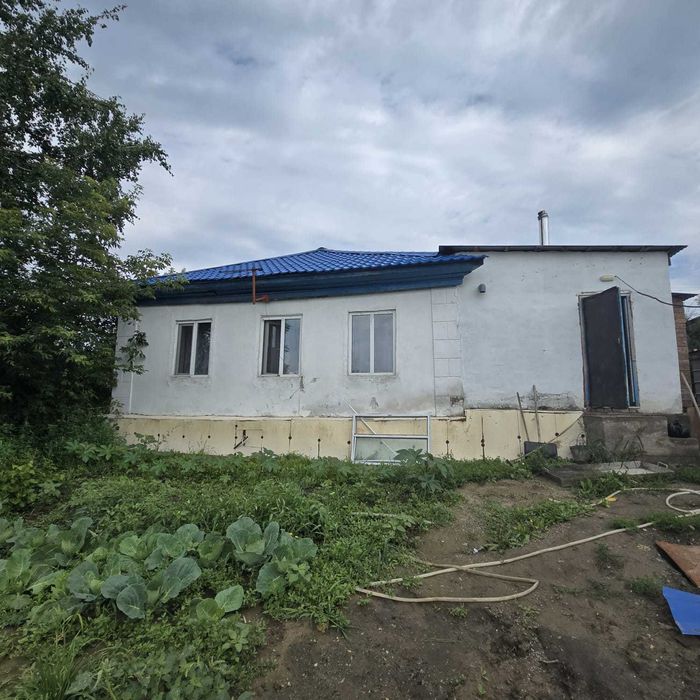 Продается 3-комнатный дом в районе Карабаха