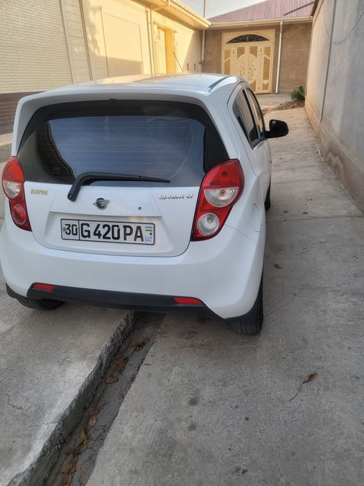 Spark vikupga beriladi.  Boshlaĝich 1OOO$