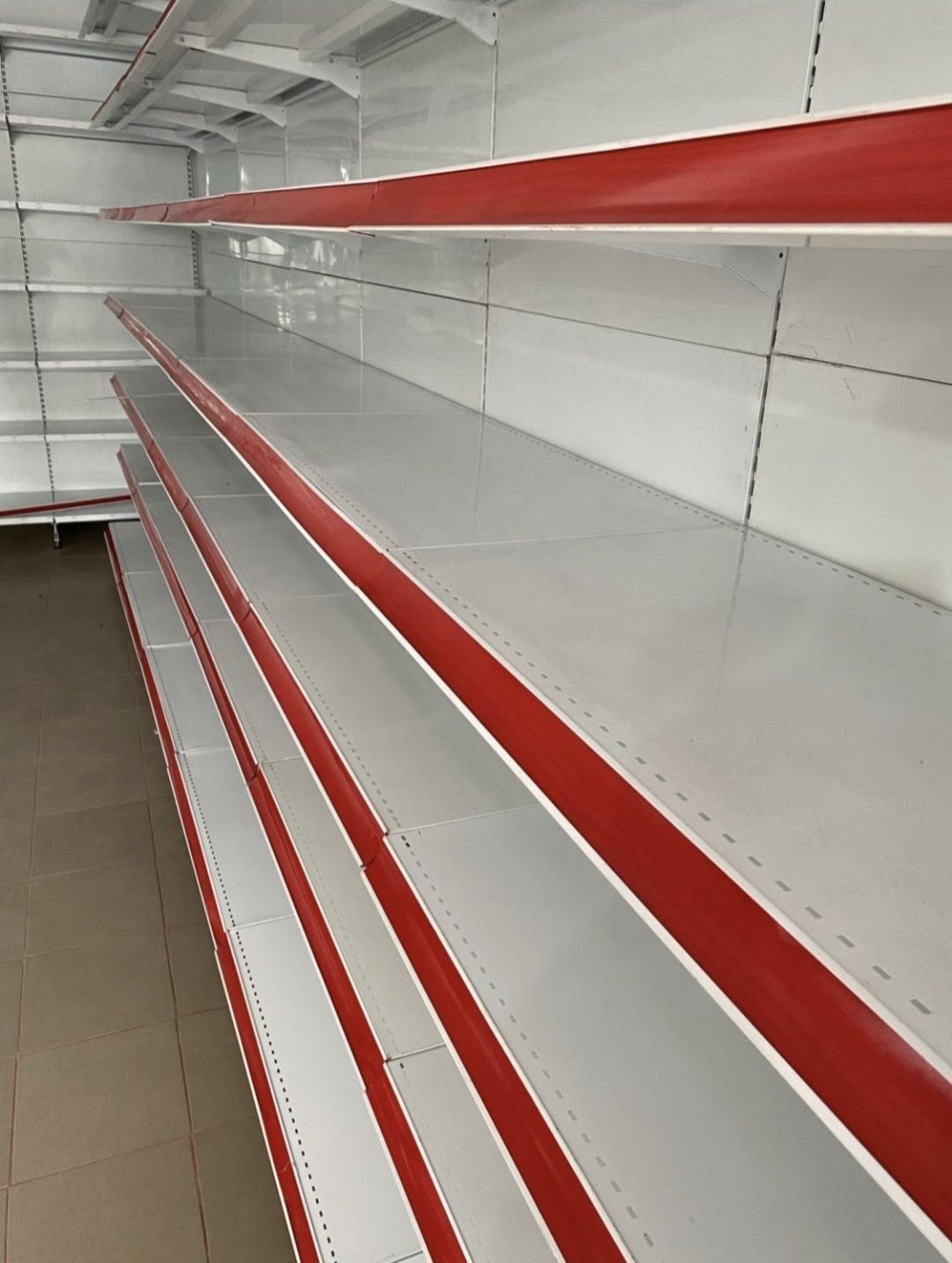 Vând rafturi de magazin LA SUPER preț 50%