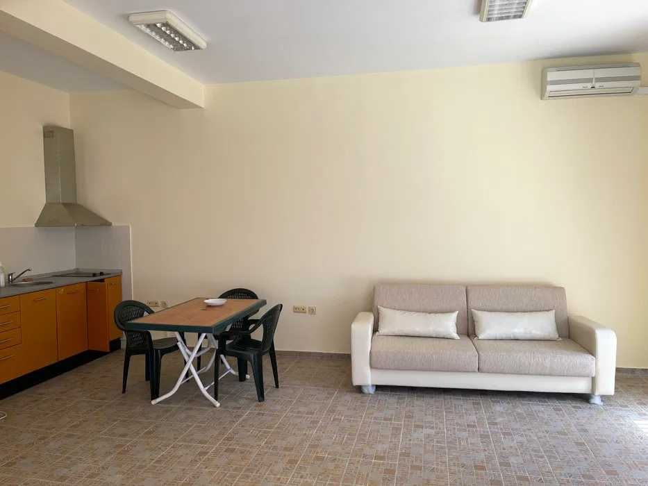Продава се Магазин в Поморие - 65 кв.м за 847 €/кв.м - Снимка #2