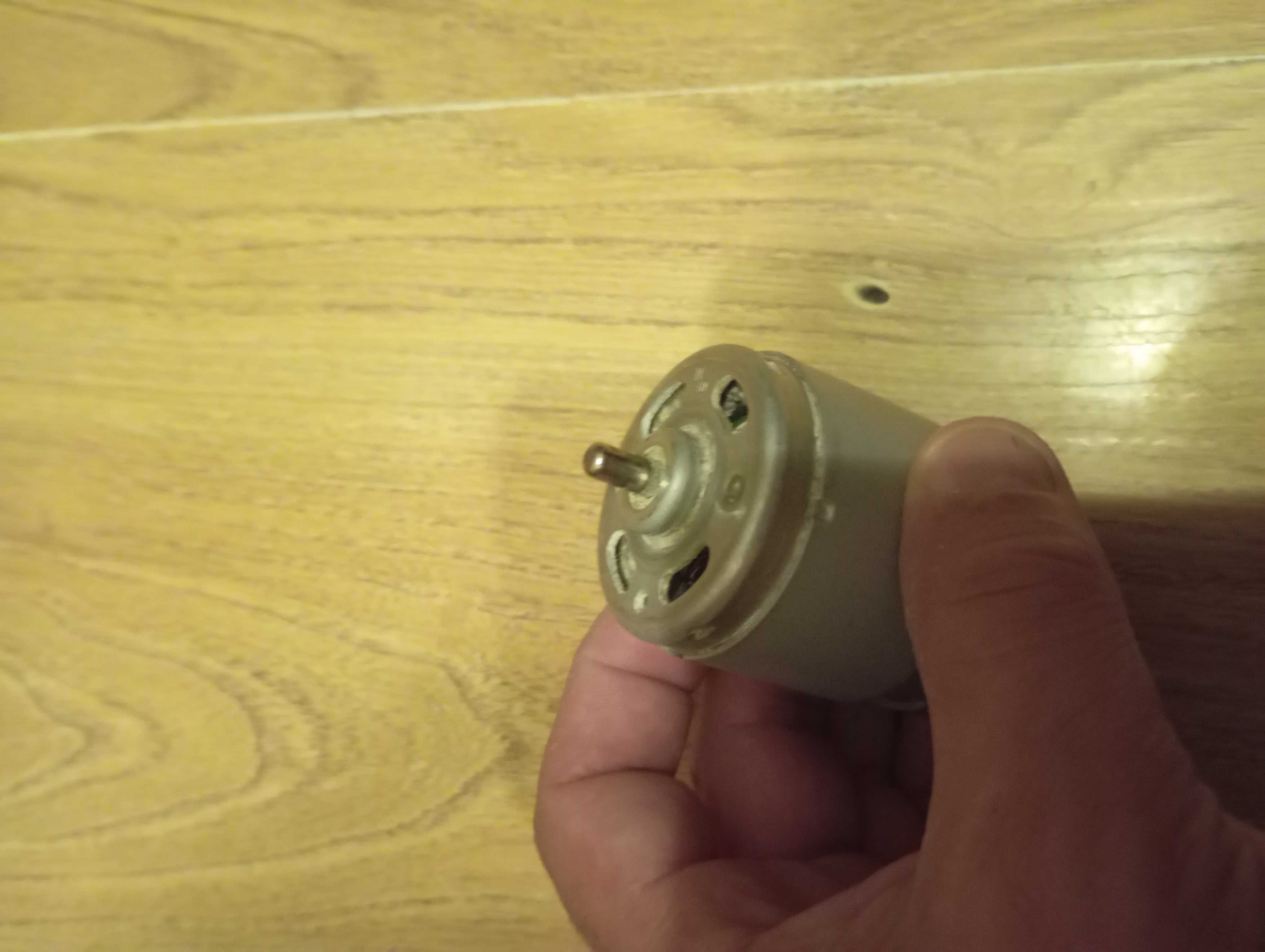 eлектромотор 18V - 77W Bosch