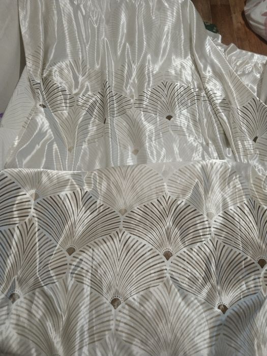 Продам шторы теневые