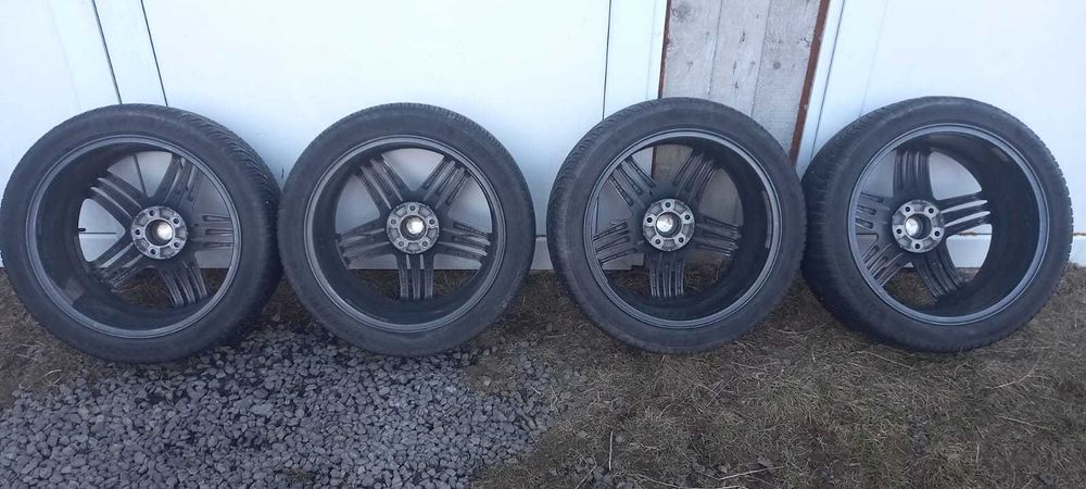 Vând jante pe 19