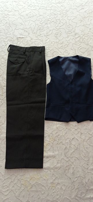 Брюки жилет рубашки костюм пиджак для мальчика.