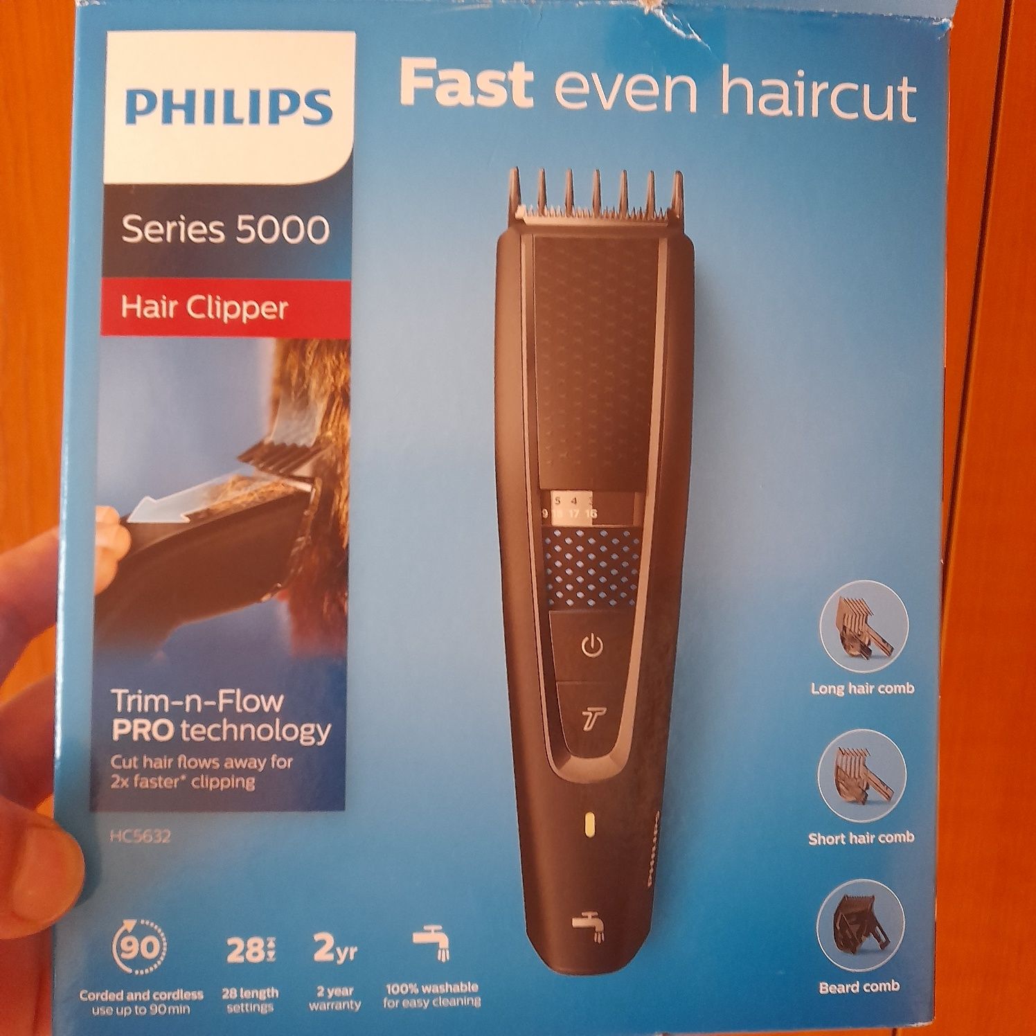 Vand aparat pentru tuns Philips