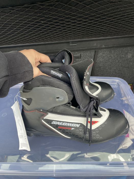 Clapari ski Salomon Escape ,mărimea 41