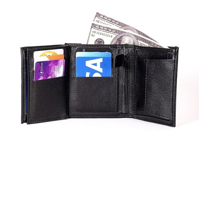 Мъжки портфейл с джоб за монети