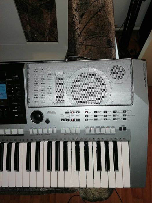 Orga Yamaha PSR S 900