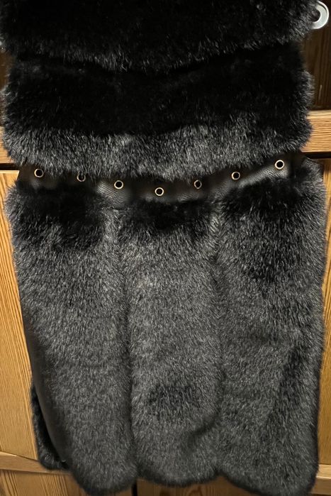 Жилетка женская в отличном состоянии