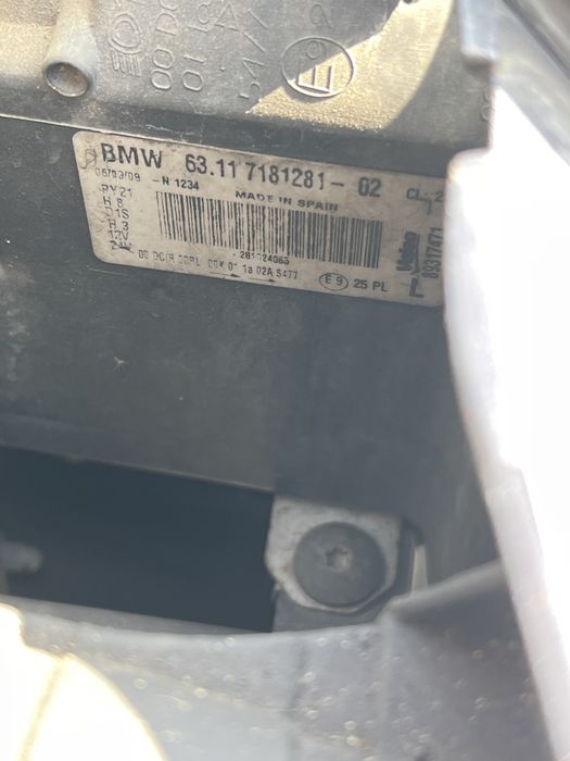 Far faruri bixenon adaptiv e81 e82 e87 e88 facelift stanga dreapta