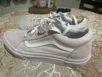 Кецове Vans ,произведени във Виетнам,номер 37