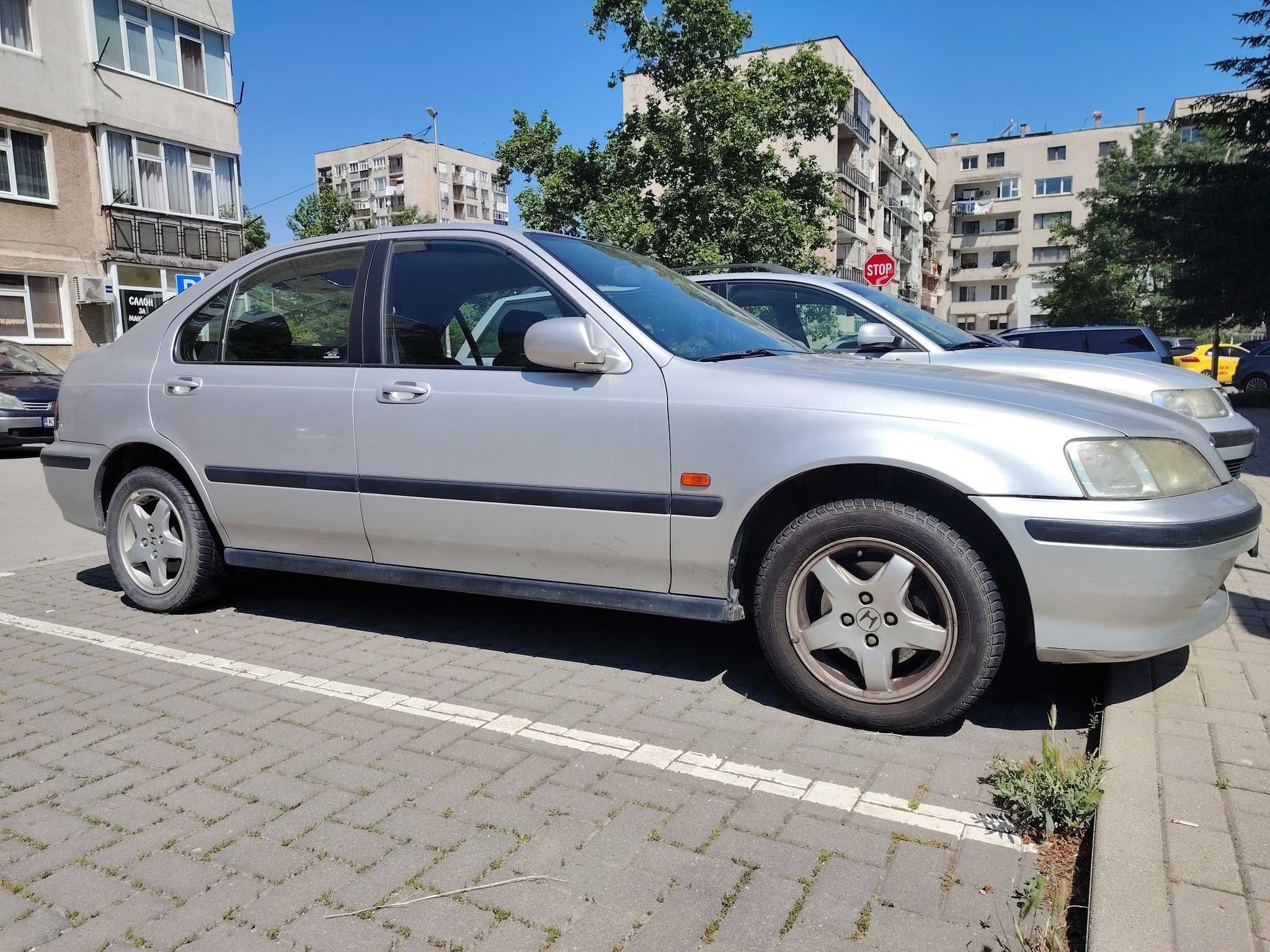 Honda Civic 5DR регистриран, всичко платено