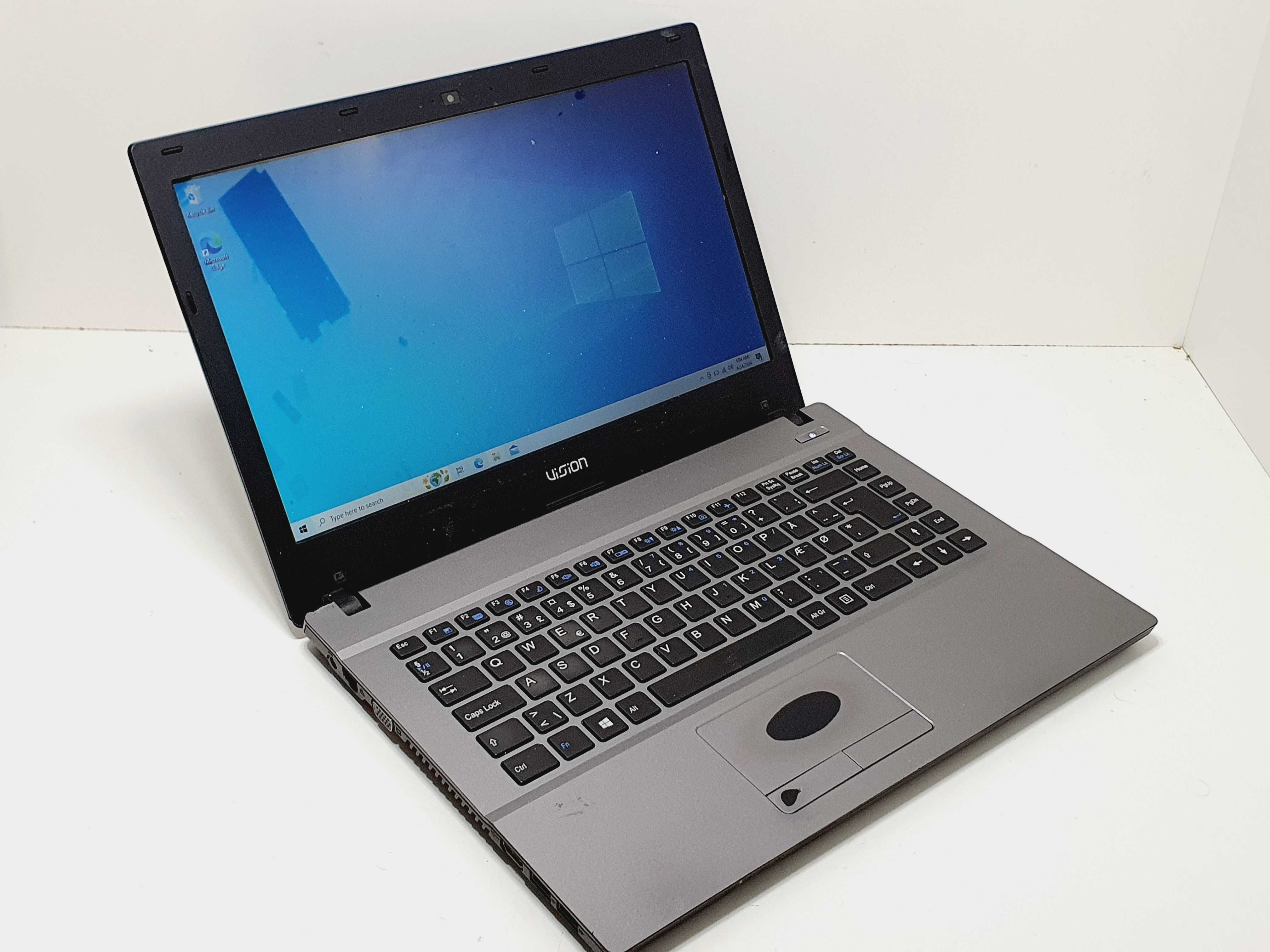 Vand Laptop Clevo Vision W54