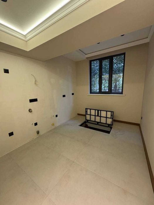 Юнусабад Ц5 3ком 1этаж балкон 2х6 евроремонт ориентир NA NEBE ресторан