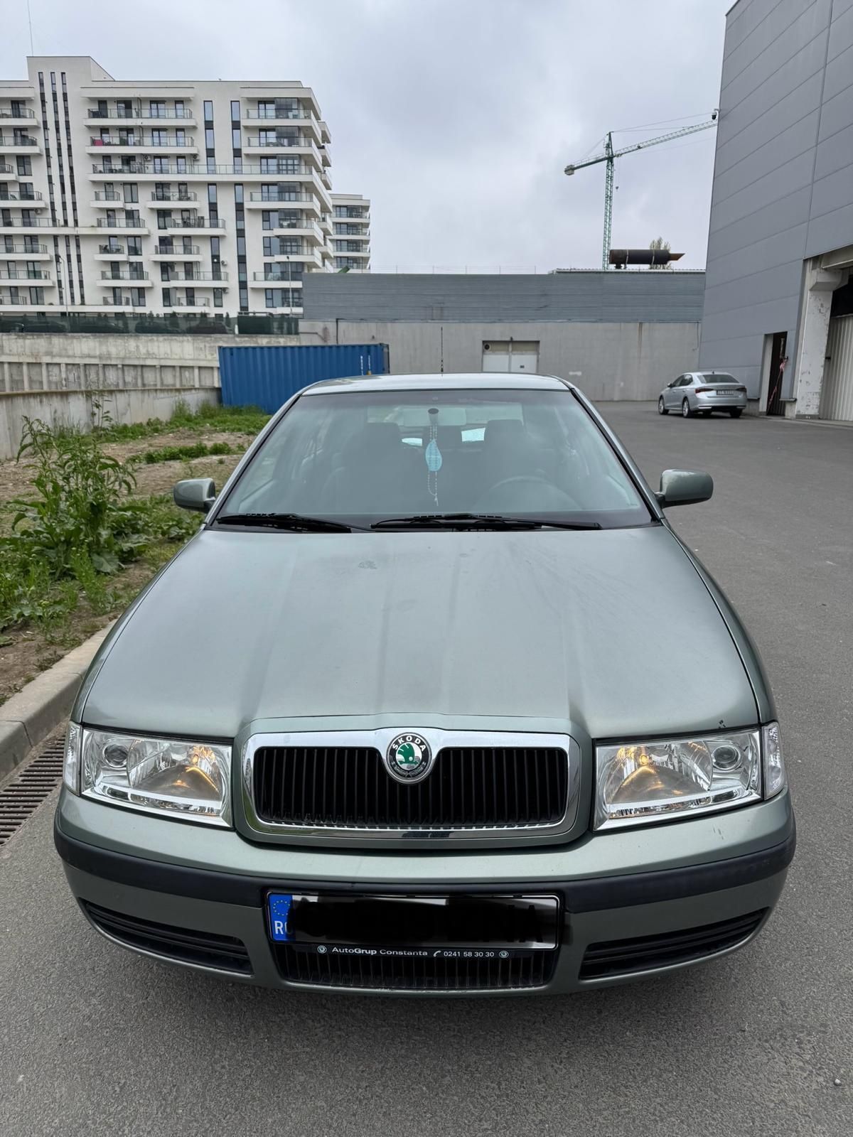 Vand Skoda Octavia, an 2002, benzina