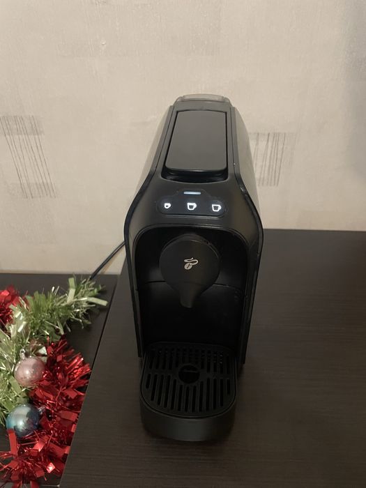 Кафе машина Tchibo Cafissimo Easy