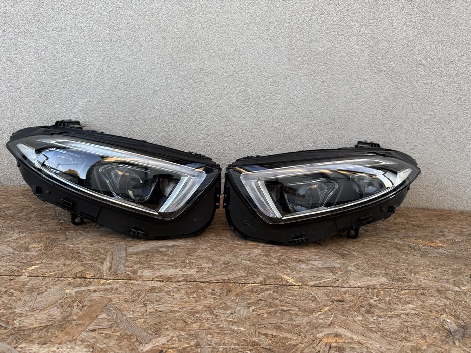 SET Far stanga dreapta Mercedes CLS W257 Full LED MULTIBEAM Originale