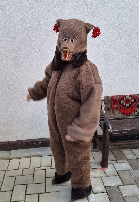 Costum de urs din doua piese
