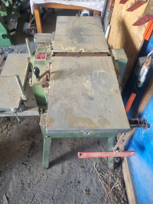 Strung lemn și abric lemn