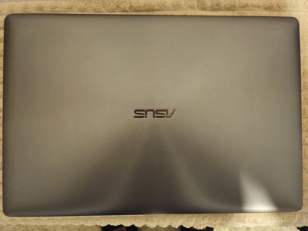 Laptop ASUS ZenBook Pro UX501V