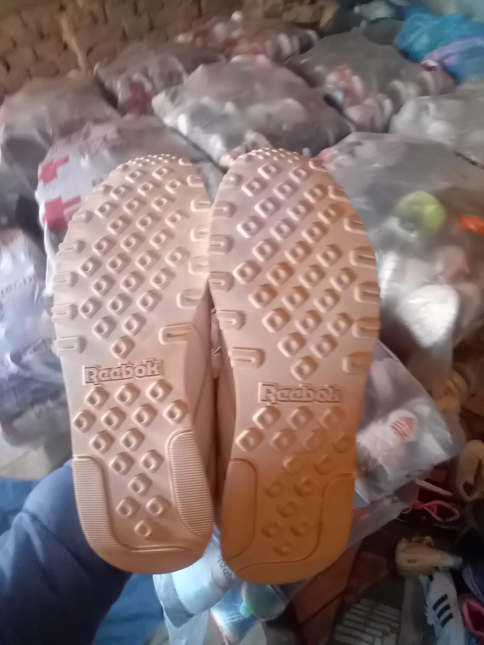Adidasi second hand
